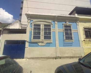 Casa Rústica com terraço em Vila Isabel - Rio de Janeiro - RJ