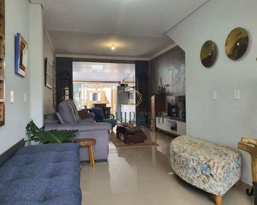 Sobrado com 3 dormitórios à venda, 110 m² por R$ 495.000,00 - Glória - Joinville/SC