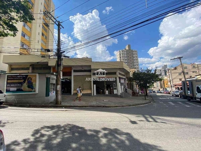 Andar à venda no bairro Nova Suíssa, 670m²