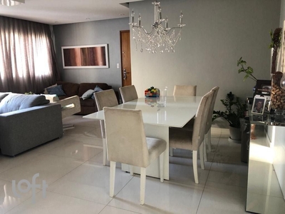 Apartamento à venda em Alto de Pinheiros com 120 m², 3 quartos, 1 suíte, 2 vagas