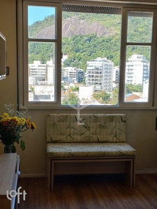 Apartamento à venda em Botafogo com 75 m², 2 quartos, 1 vaga