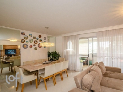 Apartamento à venda em Vila Andrade com 172 m², 4 quartos, 3 suítes, 3 vagas