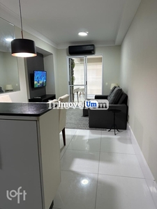 Apartamento à venda em Vila Olímpia com 70 m², 2 quartos, 1 vaga