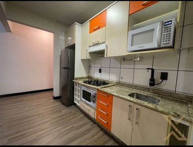 Apartamento no Bairro Água Verde em Blumenau com 2 Dormitórios e 100 m²