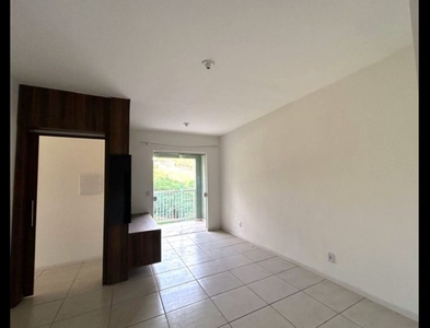 Apartamento no Bairro Itoupavazinha em Blumenau com 3 Dormitórios (1 suíte) e 75 m²