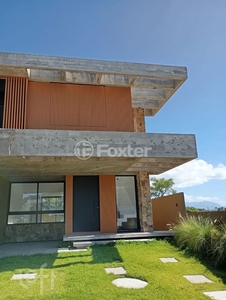 Casa 3 dorms à venda Rodovia Doutor Antônio Luiz Moura Gonzaga, Rio Tavares - Florianópolis