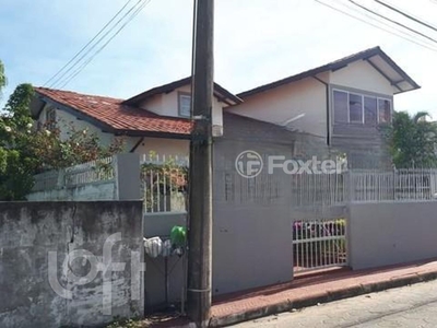 Casa 3 dorms à venda Rua dos Tubarões, Ingleses do Rio Vermelho - Florianópolis