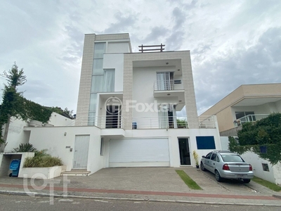 Casa 3 dorms à venda Rua Manoel Severino de Oliveira, Lagoa da Conceição - Florianópolis