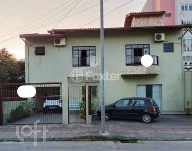 Casa 4 dorms à venda Rua Professora Enoé Schutel, Trindade - Florianópolis