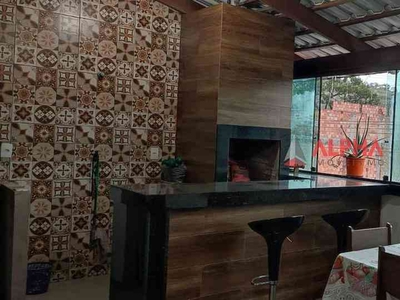 Casa com 2 quartos à venda no bairro Palmeiras, 80m²