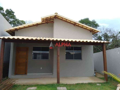 Casa com 2 quartos à venda no bairro Vila Verde, 75m²