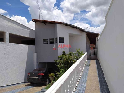 Casa com 3 quartos à venda no bairro Jardim Riacho das Pedras, 100m²