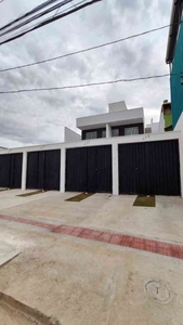 Casa com 3 quartos à venda no bairro Laranjeiras, 169m²