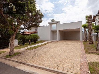 Casa de Condomínio à venda por R$ 2.790.000