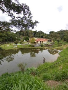 Fazenda com 5 quartos à venda no bairro São Caetano, 16000m²