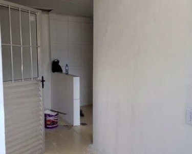 Casa para venda possui 70 metros quadrados com 3 quartos em Vila Ruy Barbosa - Salvador