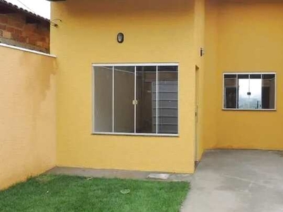 Alugo casa residencial 2 quartos sendo 1 suíte no Bairro Santo Hilário I - Goiânia - GO