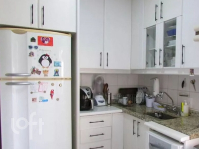Apartamento à venda em Alto de Pinheiros com 106 m², 3 quartos, 1 suíte, 2 vagas