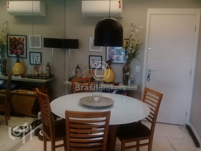 Apartamento à venda em Barra da Tijuca com 82 m², 2 quartos, 2 suítes, 1 vaga