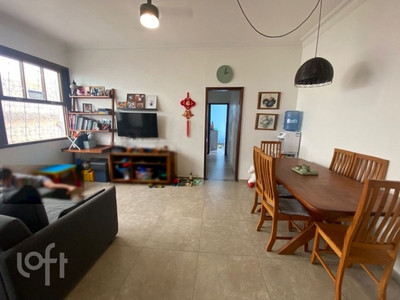 Apartamento à venda em Laranjeiras com 66 m², 2 quartos