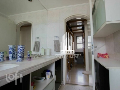 Apartamento à venda em Vila Andrade com 480 m², 3 quartos, 2 suítes, 4 vagas