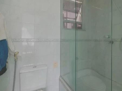 Apartamento com 2 Quartos e 2 banheiros à Venda, 65 m² por R$ 385.000