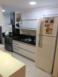 Apartamento com 3 Quartos e 2 banheiros à Venda, 80 m² por R$ 457.000