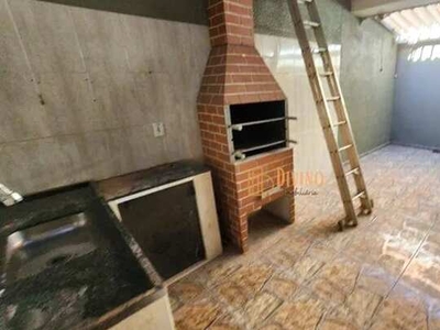 Casa com 2 dormitórios para alugar por R$ 1.647/mês - Jardim Montreal - Sorocaba/SP