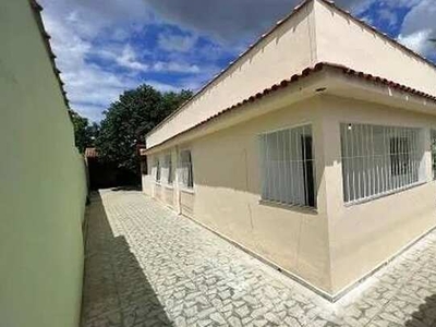 Casa com 3 quartos em Trindade - São Gonçalo - RJ