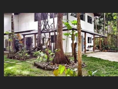 Casa em Itacaré Espaçosa com Jardim Gramado para Alugar