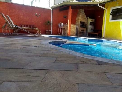 Casa Linda com Piscina em Peruíbe