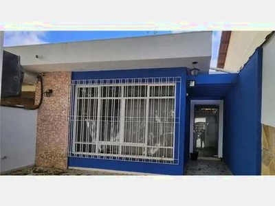 Casa para alugar em Jardim Santa Francisca de 250.00m² com 3 Quartos e 1 Garagem