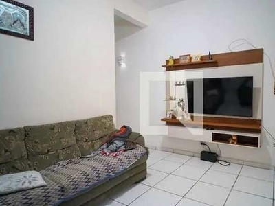 Casa para Aluguel - Parque das Laranjeiras, 2 Quartos, 92 m2