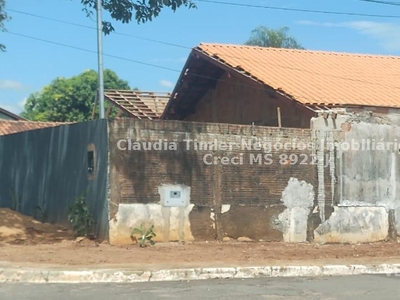 Casa Térrea com 3 Quartos à Venda por R$ 550.000