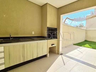 Real Park Sumaré 174m² Casa 3 dormitórios quintal com churrasqueira