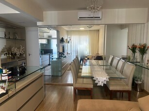 Apartamento em Aurora, Londrina/PR de 75m² 3 quartos à venda por R$ 579.000,00