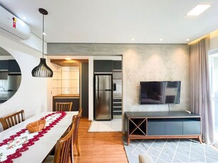 Apartamento em Centro, Londrina/PR de 66m² 2 quartos à venda por R$ 448.000,00 ou para locação R$ 2.700,00/mes