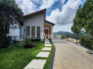 Casa com 3 dormitórios à venda, 145 m² por r$ 892.000,00 - albuquerque - teresópolis/rj