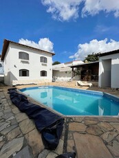 Casa em Candelária, Belo Horizonte/MG de 211m² 4 quartos para locação R$ 3.998,00/mes