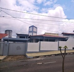 Casa em Capim Macio, Natal/RN de 475m² 6 quartos à venda por R$ 899.000,00