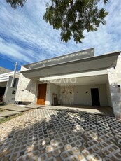 Casa em Centro, Dourados/MS de 179m² 3 quartos à venda por R$ 1.598.000,00