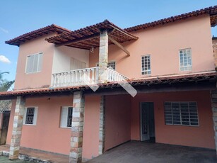 Casa em Jardim Leblon, Belo Horizonte/MG de 360m² 5 quartos à venda por R$ 560.000,00 ou para locação R$ 2.400,00/mes