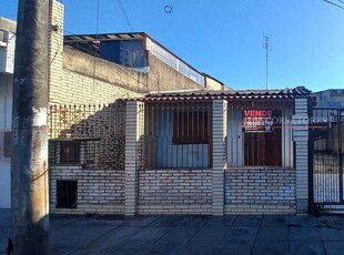 Casa em Parque da Matriz, Cachoeirinha/RS de 50m² 2 quartos à venda por R$ 249.000,00