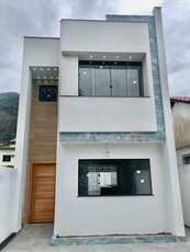 Casa em Piratininga, Niterói/RJ de 50m² 3 quartos à venda por R$ 879.000,00