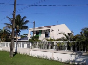 Casa sobrado em centro - pontal do paraná