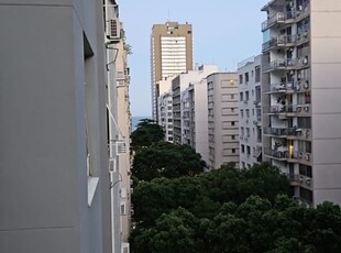 Excelente apartamento de 3 quartos em copacabana