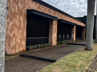 Sala em Terras de Santana II, Londrina/PR de 500m² para locação R$ 28.000,00/mes