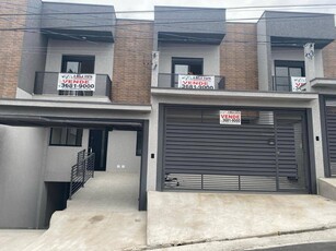 Sobrado em Jardim das Flores, Osasco/SP de 68m² 2 quartos à venda por R$ 559.000,00