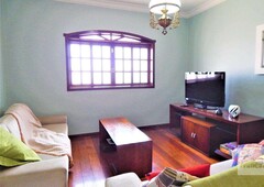 Casa com 4 quartos à venda no bairro São Lucas, 565m²