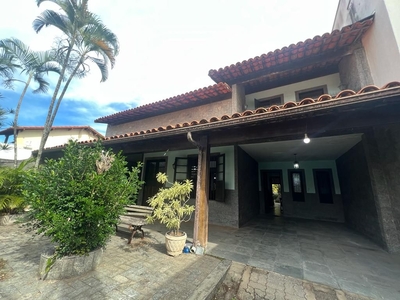 Casa em Piratininga, Niterói/RJ de 272m² 4 quartos à venda por R$ 899.000,00